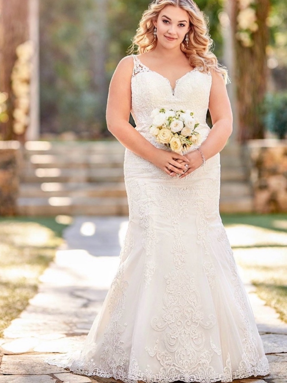 Ivory Lace Mermaid Wedding Dress with V-Neck
